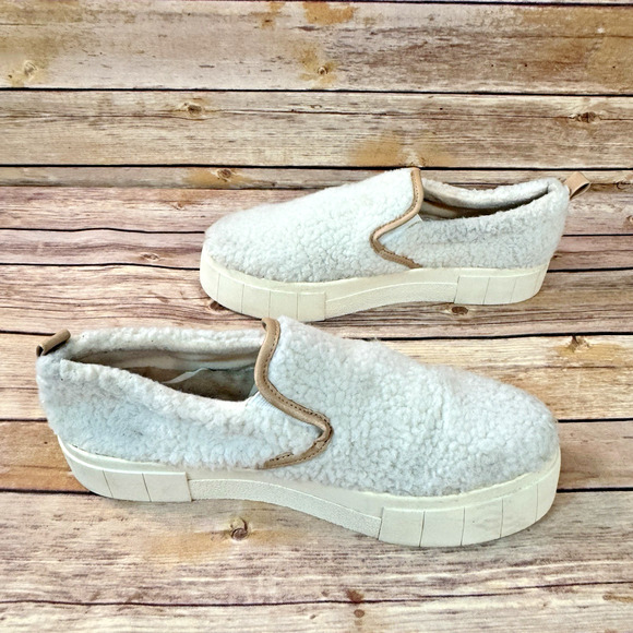 Cool Planet by Steve Madden Vegan Faux Fur Slip On Platform Sneakers 8.5 M - Picture 5 of 9